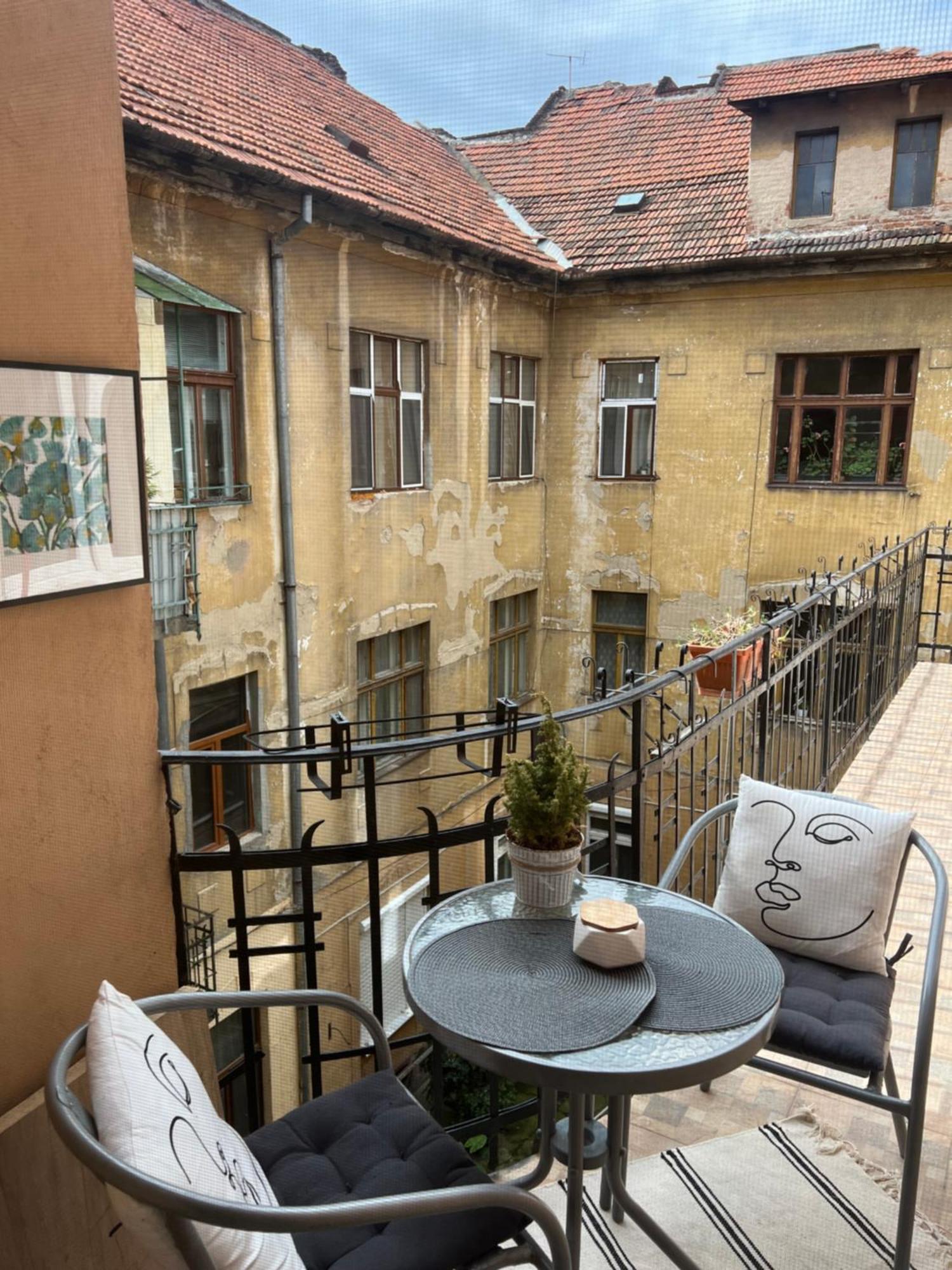 Apartment La Strada Oradea
